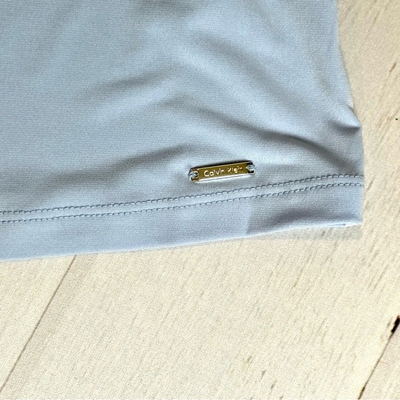 Calvin Klein Matte Jersey V-Neck Shoulder Pleat Sleeveless Top Large Baby Blue - Picture 6 of 10